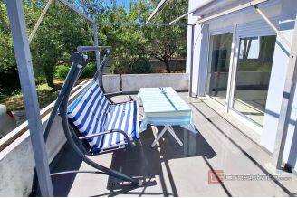 015 2121 01 Zadar spacious house with garden for sale
