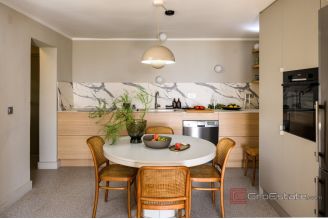 019 2035 395 Ciovo Modern renovated house in the first row to the sea for sale