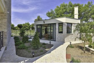 014 2044 90 Rogoznica two modern villas in an excellent location for sale