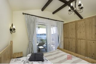 014 2044 90 Rogoznica two modern villas in an excellent location for sale