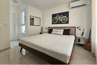 018 1021 67 Medulin villa with sea view for sale