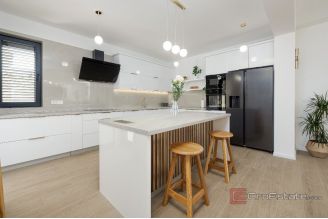 019 2022 498 near zadar modern villa first row to the sea for sale