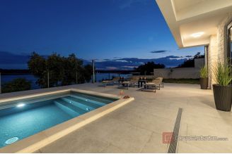 019 2022 498 near zadar modern villa first row to the sea for sale