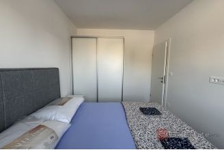 013 2035 396 Trogir Modern two bedroom apartment for rent