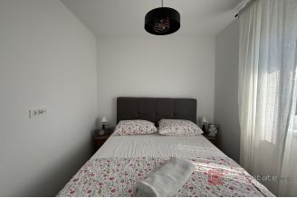 017 2035 397 Trogir Two bedroom apartment for rent