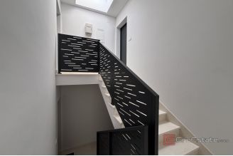 017 2035 397 Trogir Two bedroom apartment for rent