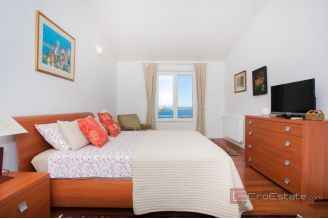 020 2031 265 primosten mediterranean villa with panoramic sea views for sale