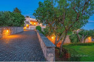 020 2031 265 primosten mediterranean villa with panoramic sea views for sale