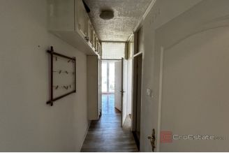 010 2052 133 Split Kman three bedroom apartment with sea view for sale