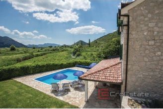 016 5534 30 Metkovic stone villa with pool surrounded by nature for sale