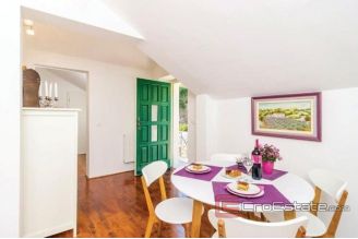 016 5534 30 Metkovic stone villa with pool surrounded by nature for sale