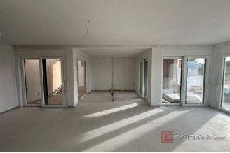 010 5533 30 Sibenik Villa with sea view for sale