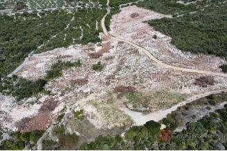 004 5535 30 Solta attractive agricultural land for sale
