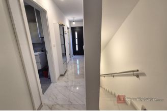 015 1021 76 Krk Modern house with pool for sale