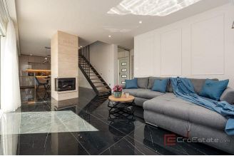 012 1033 05 Zadar Modern house with pool for sale