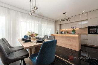 012 1033 05 Zadar Modern house with pool for sale