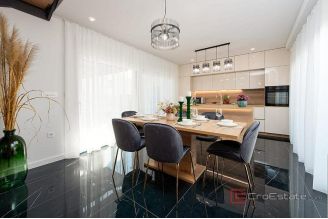 012 1033 05 Zadar Modern house with pool for sale