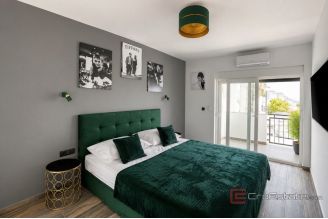 014 2031 267 vodice villa with swimming pool for sale