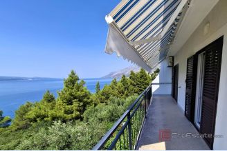 001 2121 02 makarska two bedroom apartment with sea view for sale