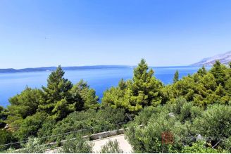 010 2121 02 makarska two bedroom apartment with sea view for sale
