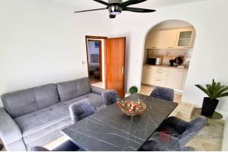 010 2121 02 makarska two bedroom apartment with sea view for sale