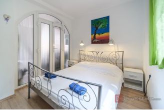 009 2121 03 island brac semi detached house near the sea for sale