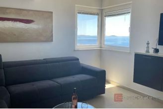 014 5539 30 Murter Two apartments with a sea view and a pool for sale