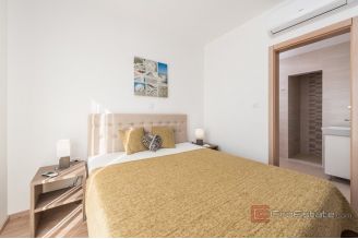 019 2056 23 Zadar Resort with eight detached villas for sale