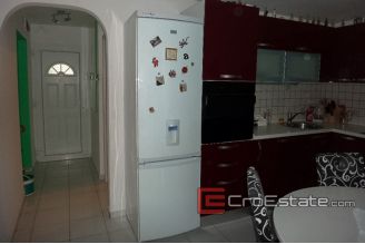 09 4011 30 Split apartment for sale