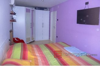 09 4011 30 Split apartment for sale