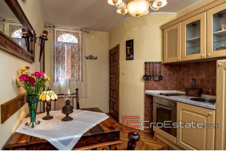 10 2018 74 Split apartment old town for sale