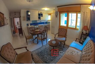 01 4670 30 Split apastment for sale center