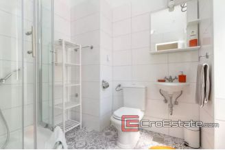 07 2018 7 Split apartment for rent