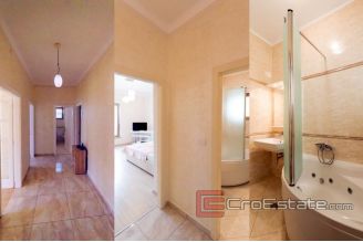 009 2018 83 split two bedroom apartment for sale