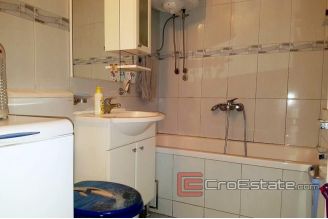010 2015 74 split 2 room apartment for sale
