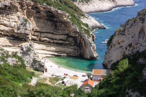 02-Stiniva 02-Stiniva